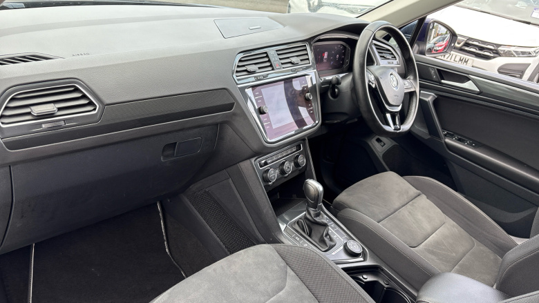 Volkswagen Tiguan 2.0 TDi 150 4Motion SEL 5dr DSG Diesel Estate